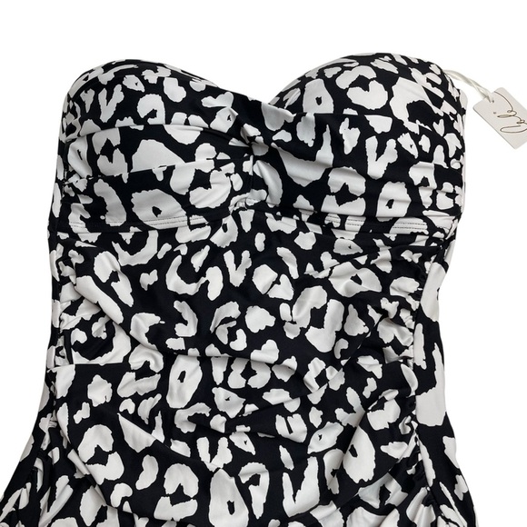 Anne Cole Animal-Print Twist-Front One-Piece Swimsuit Black White Size 6 New - Picture 3 of 8